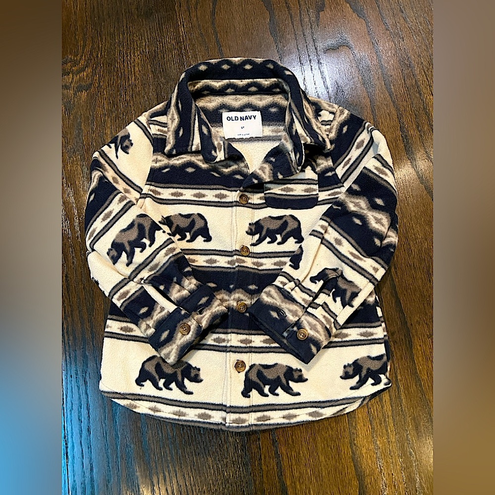Old Navy 5T boys’ flannel button down shirt